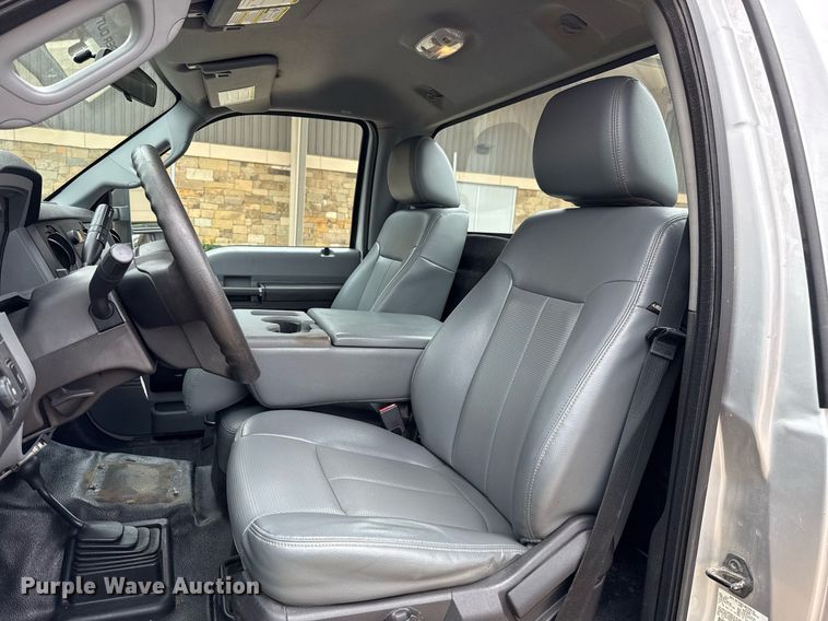 image for item DT6675 2015 Ford F250 Super Duty pickup truck