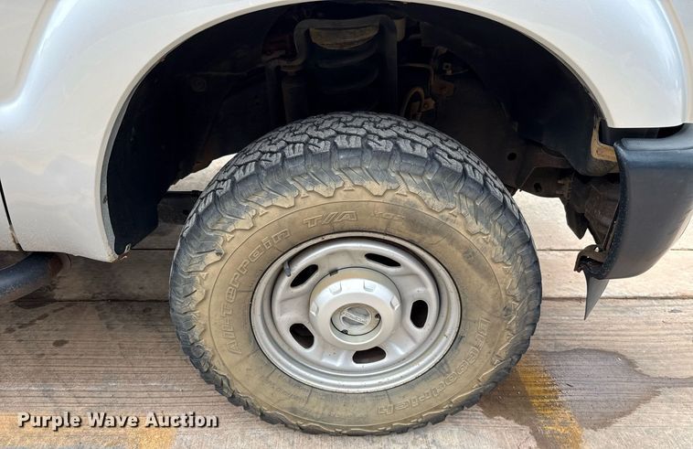 image for item DT6675 2015 Ford F250 Super Duty pickup truck