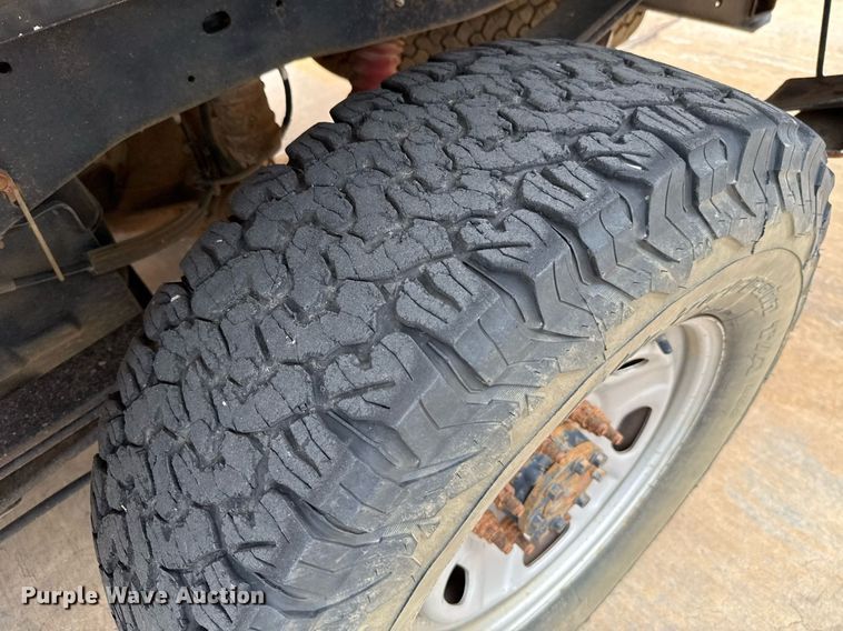 image for item DT6675 2015 Ford F250 Super Duty pickup truck