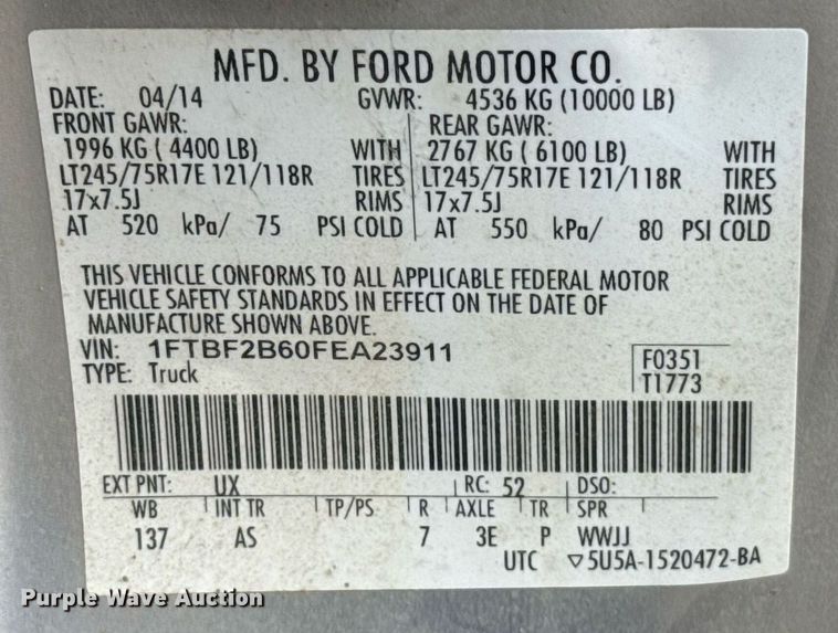 image for item DT6675 2015 Ford F250 Super Duty pickup truck