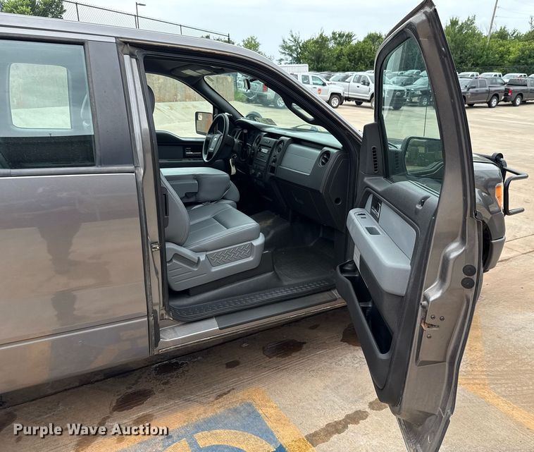 image for item ER4698 2014 Ford F150 SuperCab pickup truck