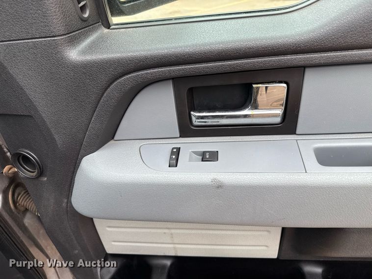 image for item ER4698 2014 Ford F150 SuperCab pickup truck