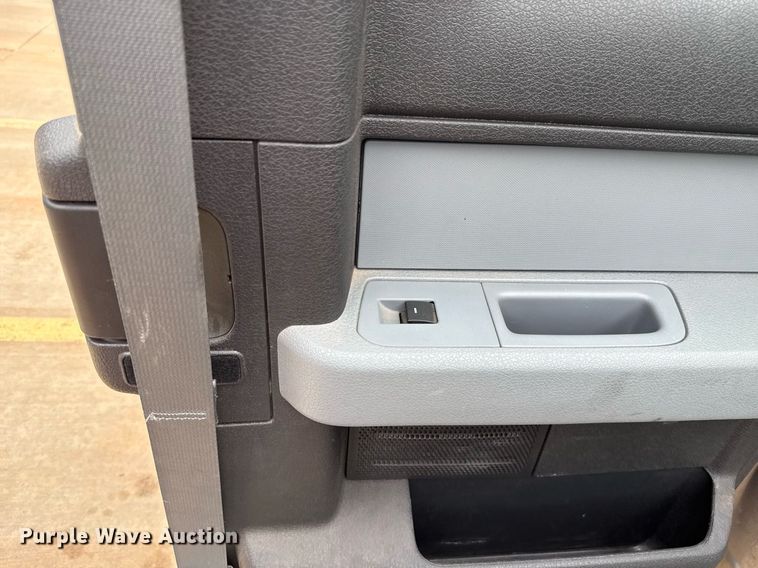 image for item ER4698 2014 Ford F150 SuperCab pickup truck