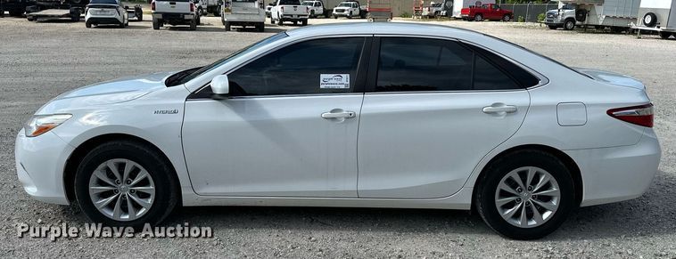 image for item DF8571 2017 Toyota Camry LE  