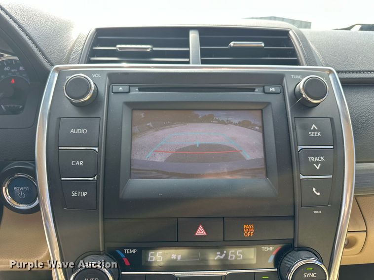 image for item DF8571 2017 Toyota Camry LE  