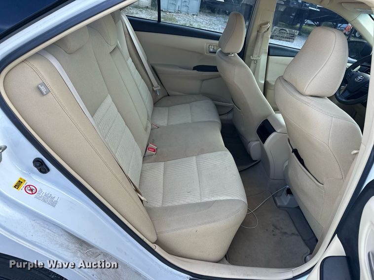 image for item DF8571 2017 Toyota Camry LE  