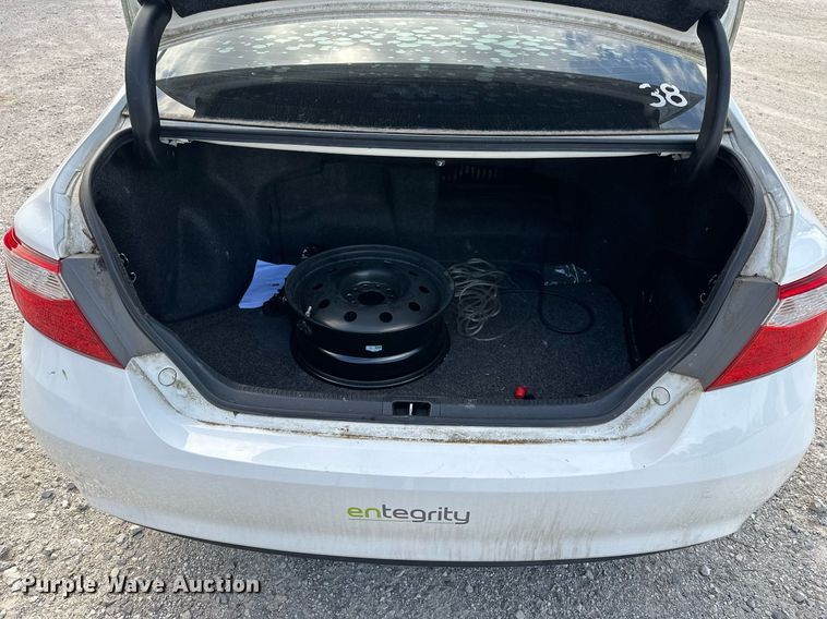 image for item DF8571 2017 Toyota Camry LE  