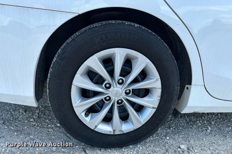 image for item DF8571 2017 Toyota Camry LE  