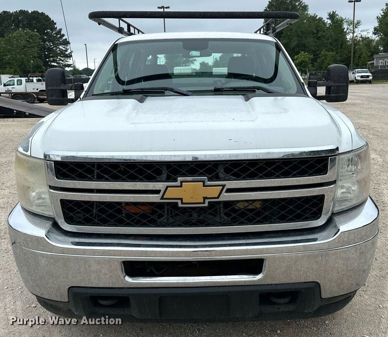 image for item DF8573 2012 Chevrolet Silverado 2500HD utility / service truck