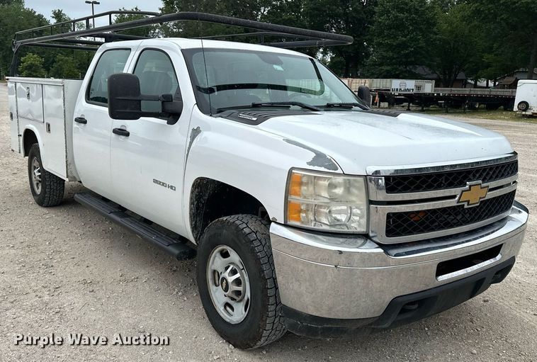 image for item DF8573 2012 Chevrolet Silverado 2500HD utility / service truck