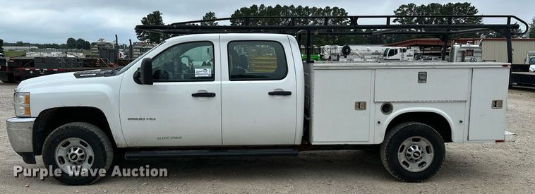 image for item DF8573 2012 Chevrolet Silverado 2500HD utility / service truck