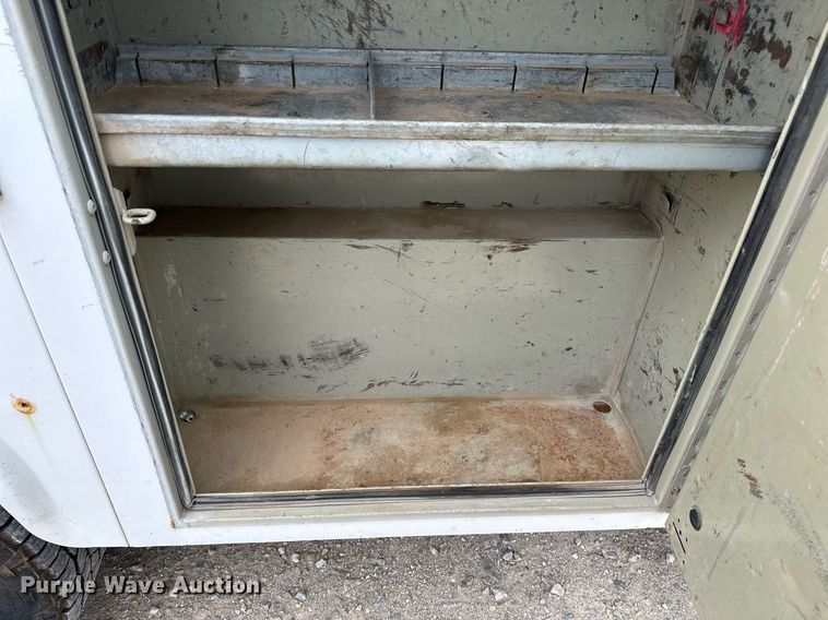 image for item DF8573 2012 Chevrolet Silverado 2500HD utility / service truck