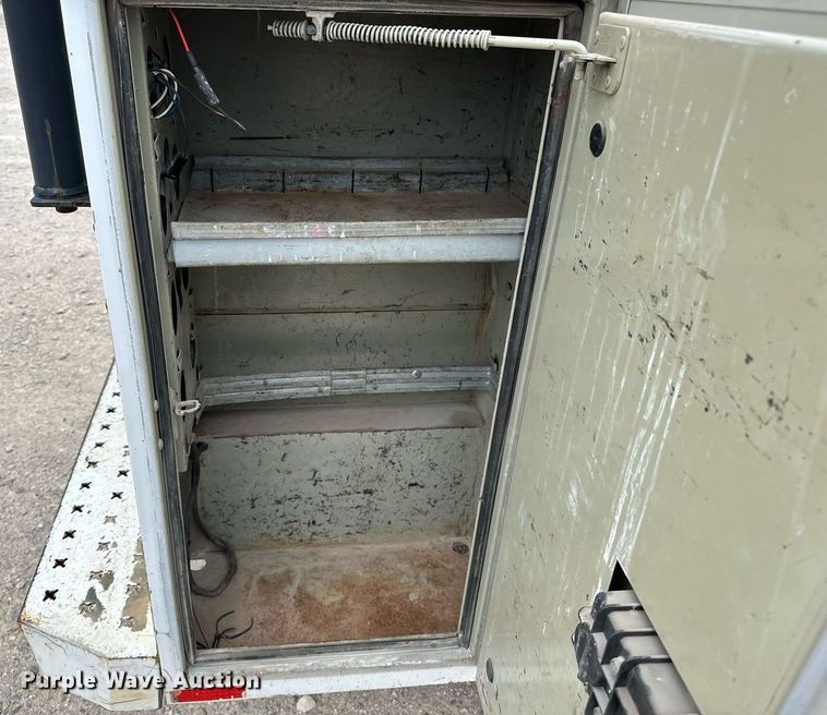 image for item DF8573 2012 Chevrolet Silverado 2500HD utility / service truck