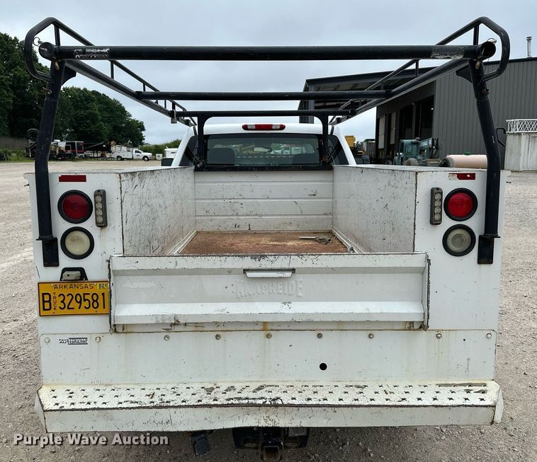 image for item DF8573 2012 Chevrolet Silverado 2500HD utility / service truck