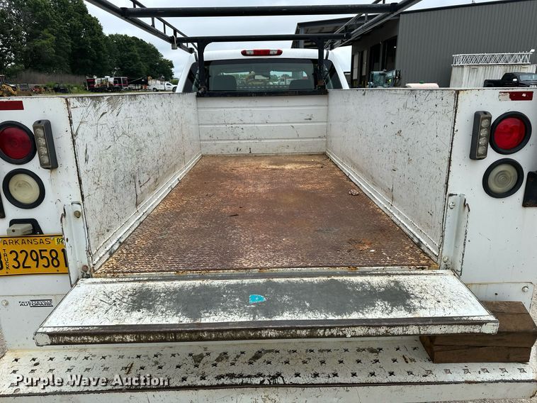 image for item DF8573 2012 Chevrolet Silverado 2500HD utility / service truck