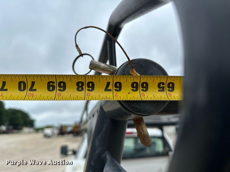 image for item DF8573 2012 Chevrolet Silverado 2500HD utility / service truck