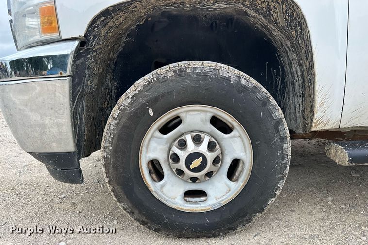 image for item DF8573 2012 Chevrolet Silverado 2500HD utility / service truck