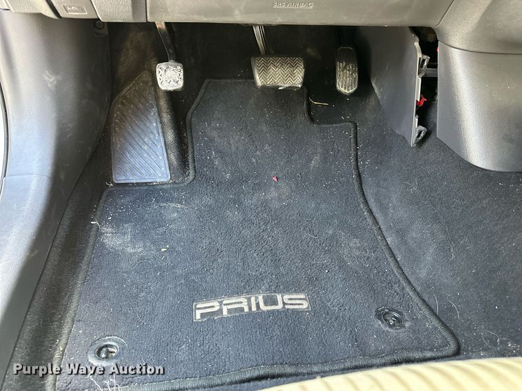 image for item DF8574 2017 Toyota Prius 