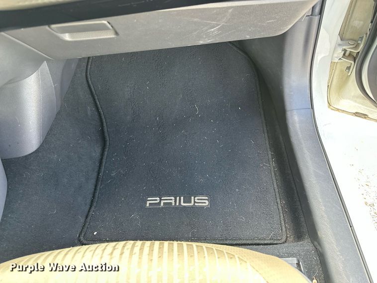 image for item DF8574 2017 Toyota Prius 