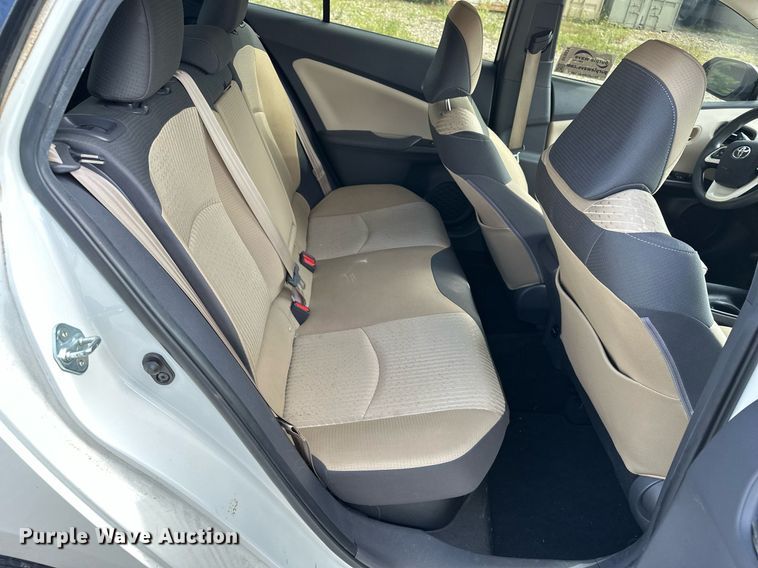 image for item DF8574 2017 Toyota Prius 