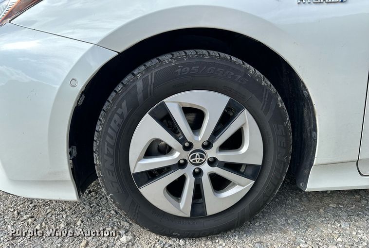 image for item DF8574 2017 Toyota Prius 