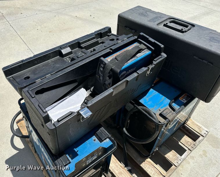image for item DF8592 (5) Miller welders