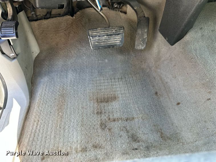 image for item DF8595 2012 Chevrolet Silverado 1500 Crew Cab pickup truck