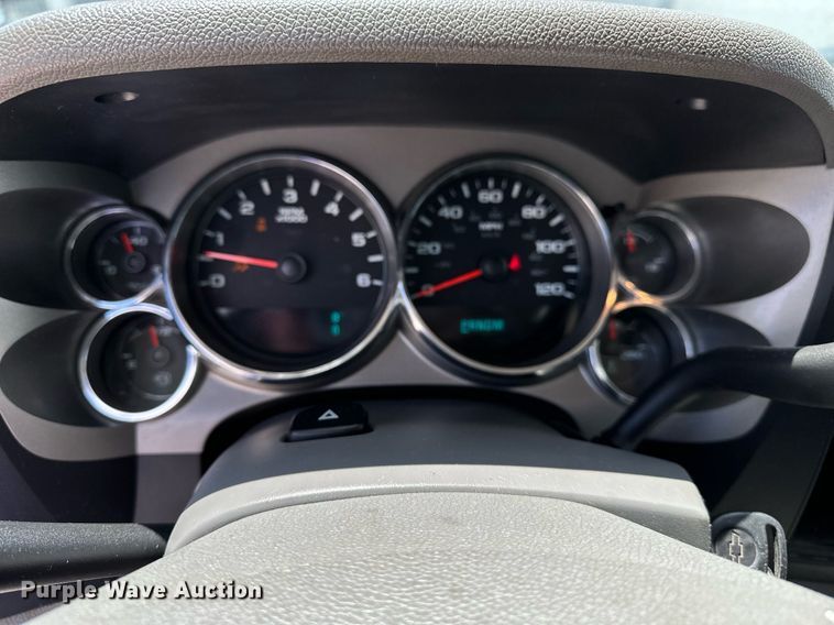 image for item DF8595 2012 Chevrolet Silverado 1500 Crew Cab pickup truck