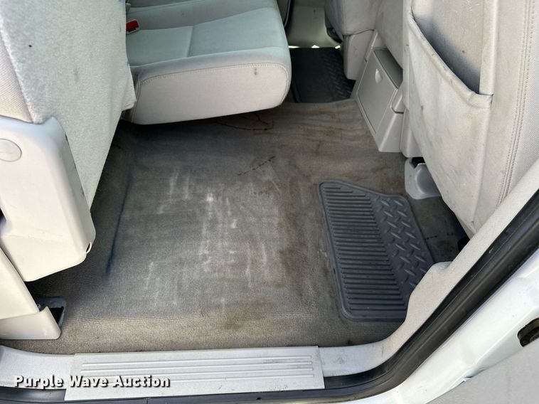 image for item DF8595 2012 Chevrolet Silverado 1500 Crew Cab pickup truck