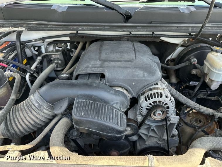 image for item DF8595 2012 Chevrolet Silverado 1500 Crew Cab pickup truck