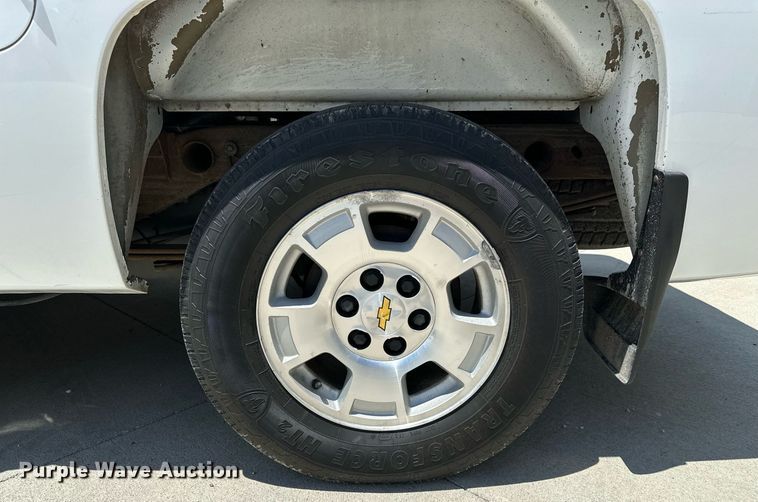 image for item DF8595 2012 Chevrolet Silverado 1500 Crew Cab pickup truck