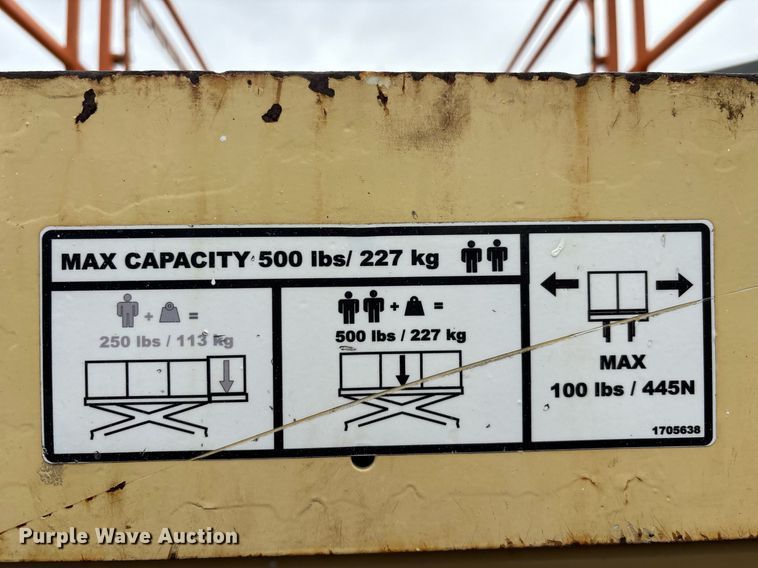 image for item DH8651 2013 JLG 4069LE scissor lift