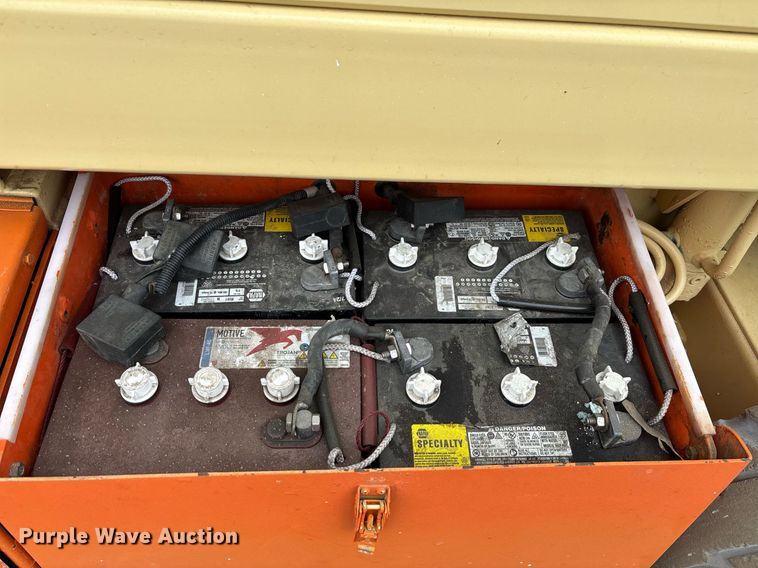 image for item DH8651 2013 JLG 4069LE scissor lift