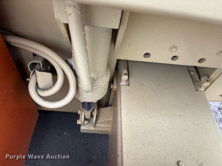 image for item DH8651 2013 JLG 4069LE scissor lift