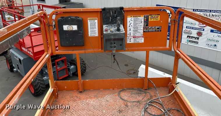 image for item DH8651 2013 JLG 4069LE scissor lift