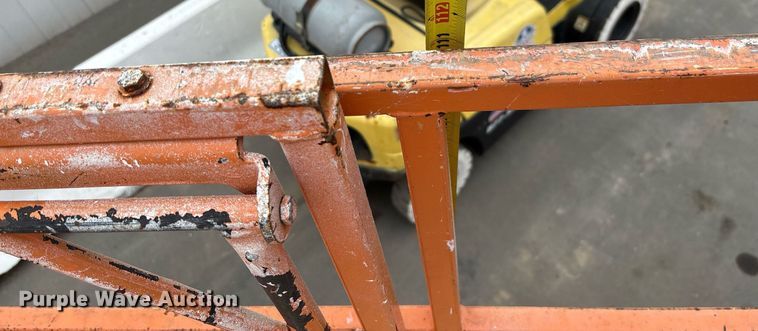 image for item DH8651 2013 JLG 4069LE scissor lift