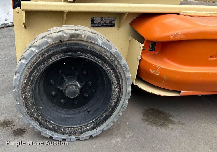 image for item DH8651 2013 JLG 4069LE scissor lift