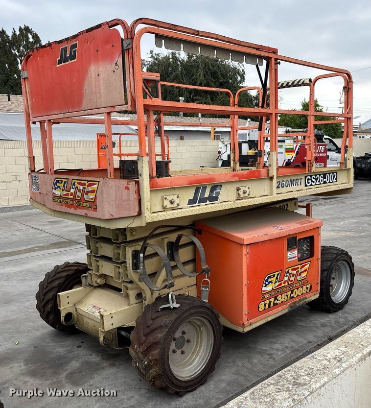 image for item DH8652 2007 JLG 260MRT scissor lift