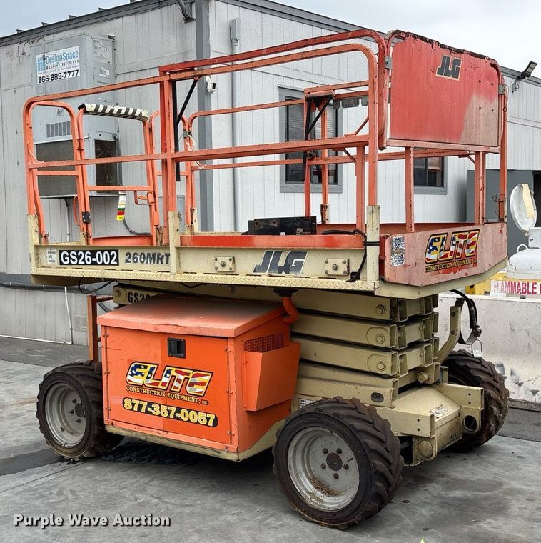 image for item DH8652 2007 JLG 260MRT scissor lift