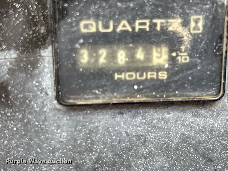 image for item DH8652 2007 JLG 260MRT scissor lift