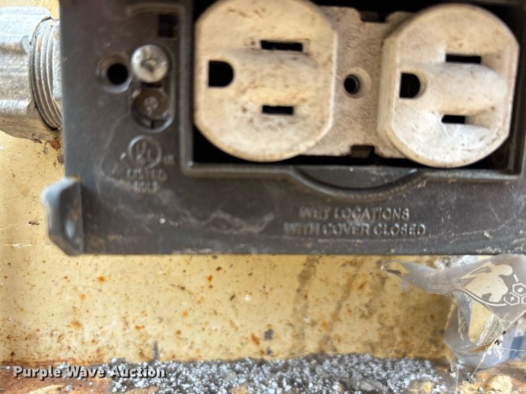 image for item DH8652 2007 JLG 260MRT scissor lift