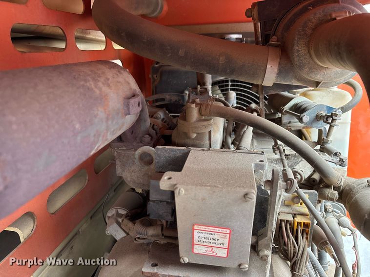 image for item DH8652 2007 JLG 260MRT scissor lift