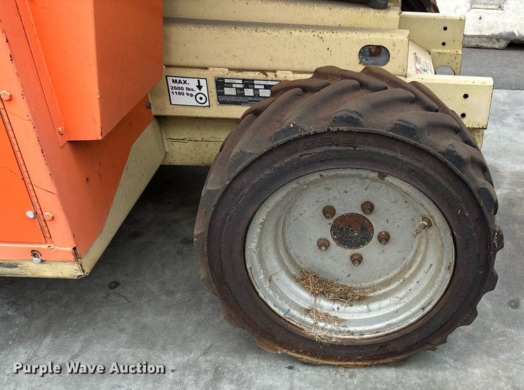 image for item DH8652 2007 JLG 260MRT scissor lift
