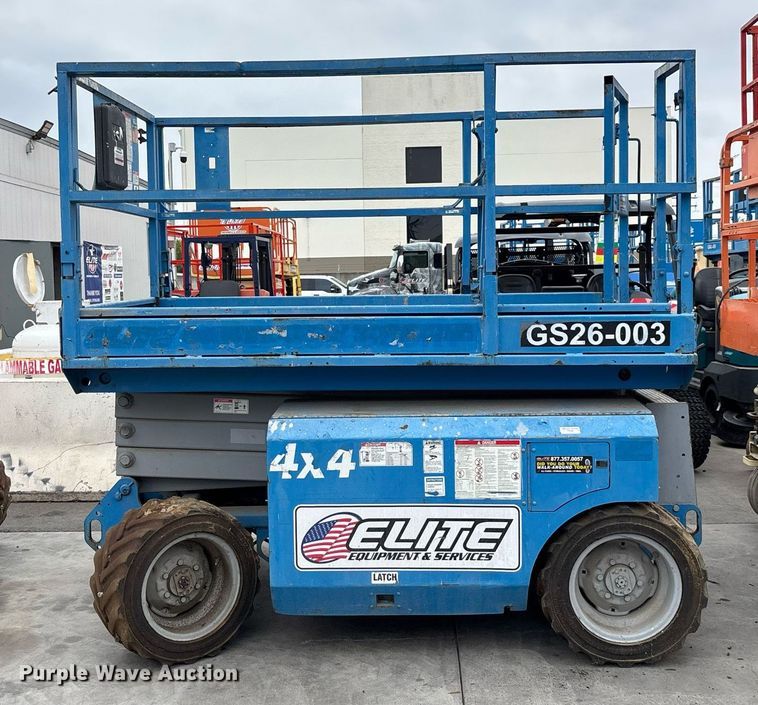 image for item DH8653 2008 Genie GS-2668 scissor lift