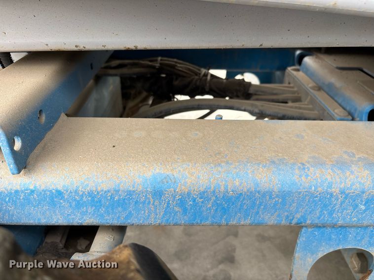 image for item DH8653 2008 Genie GS-2668 scissor lift