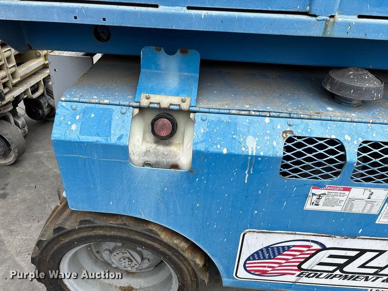 image for item DH8653 2008 Genie GS-2668 scissor lift