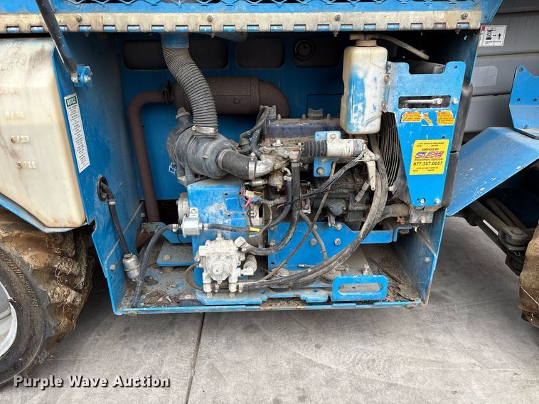 image for item DH8653 2008 Genie GS-2668 scissor lift