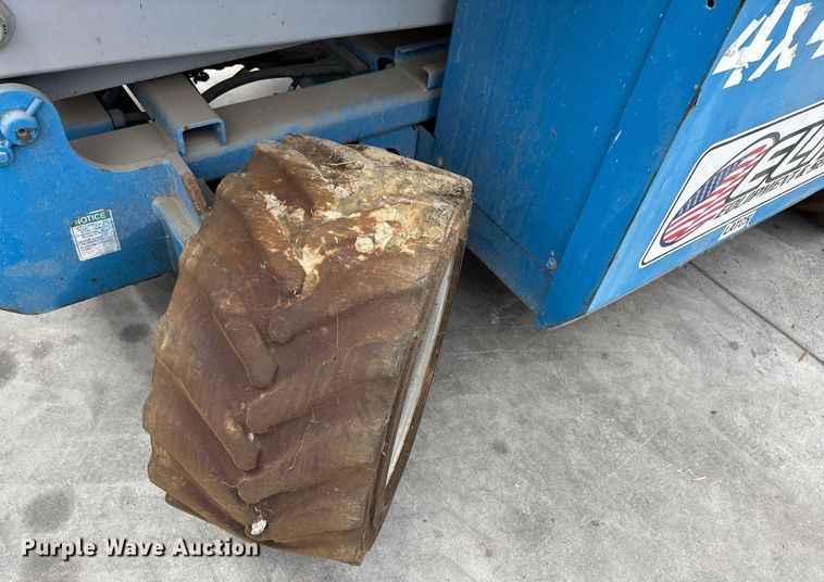 image for item DH8653 2008 Genie GS-2668 scissor lift