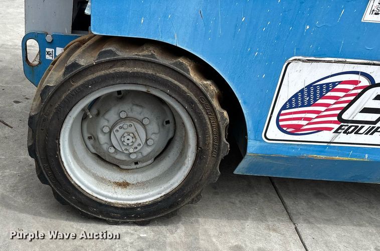 image for item DH8653 2008 Genie GS-2668 scissor lift