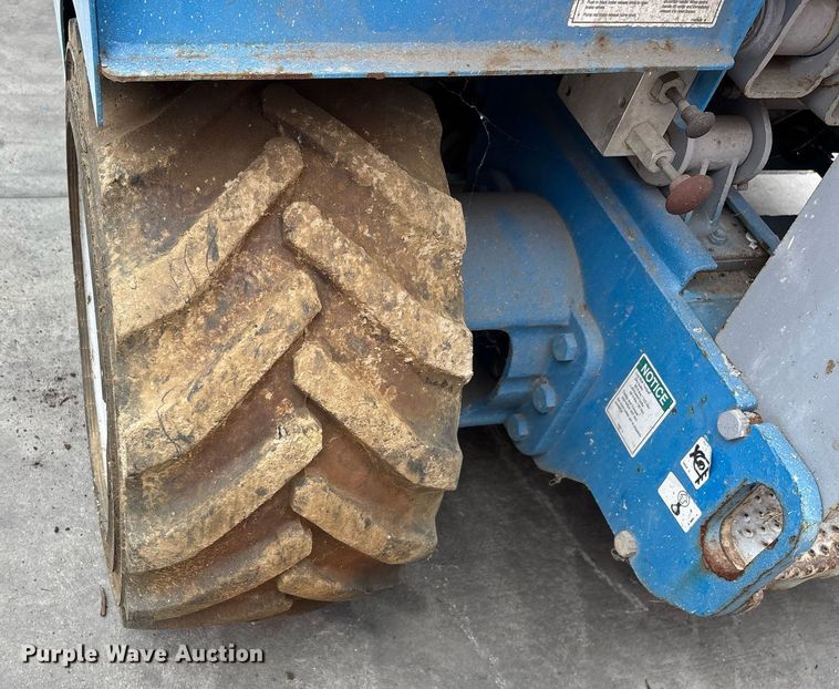 image for item DH8653 2008 Genie GS-2668 scissor lift